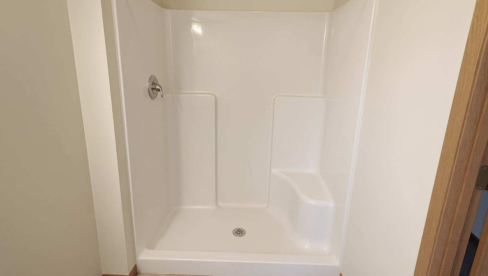 bath-shower-insert-rose-park